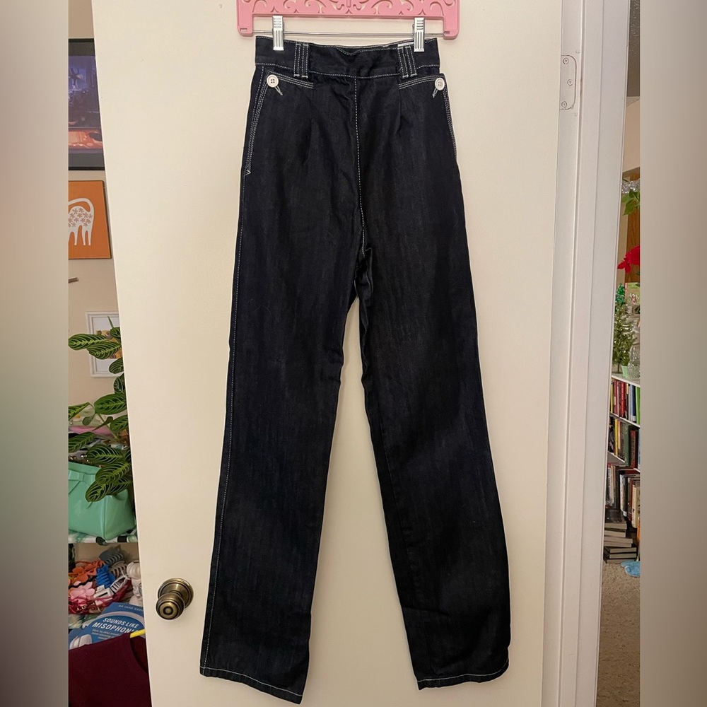 Freddies of Pinewood Pleated Jeans